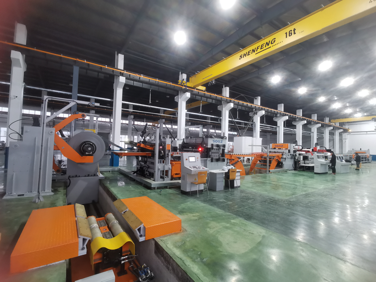 激光開卷落料線